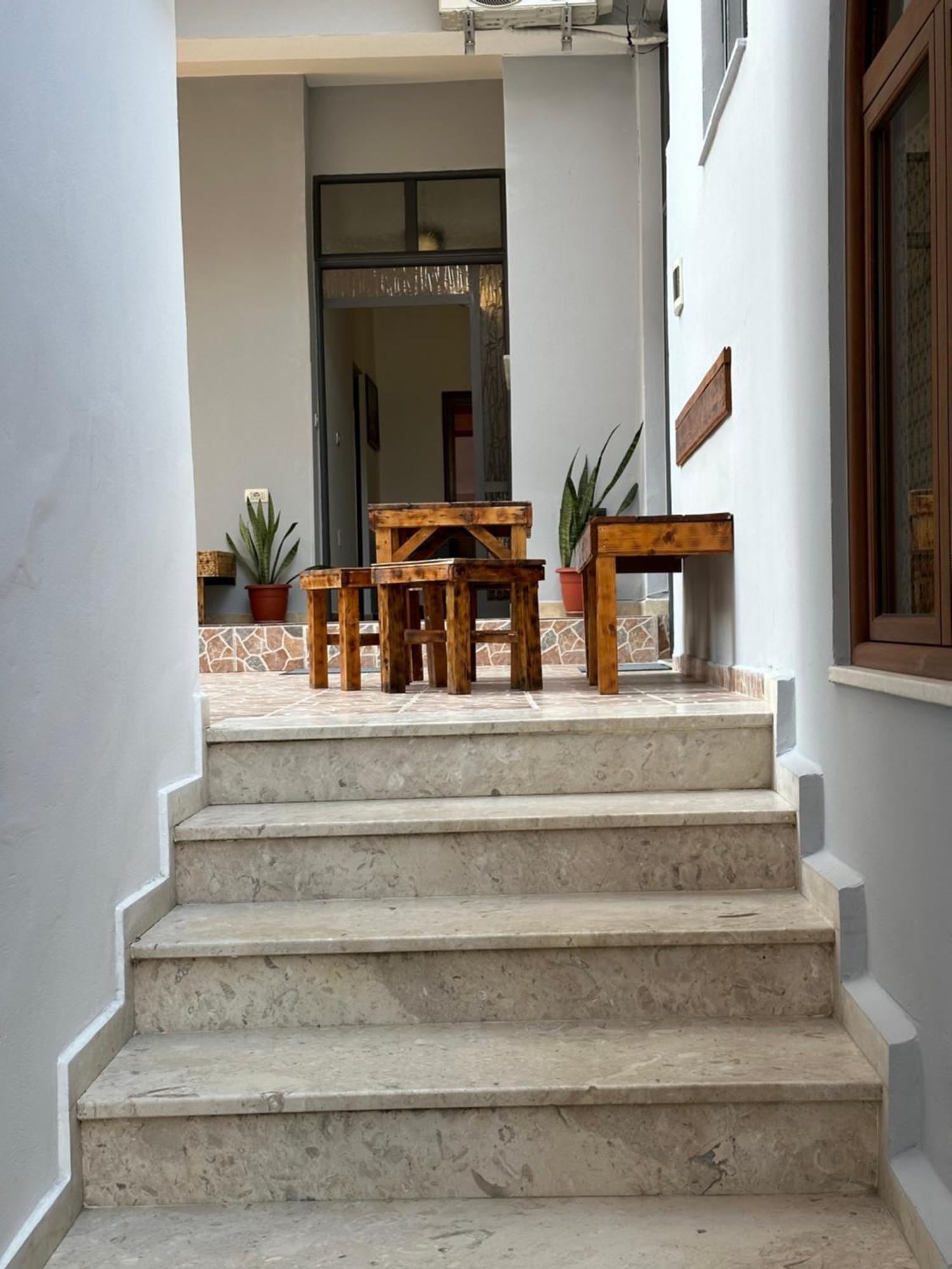Hostel Hanna's